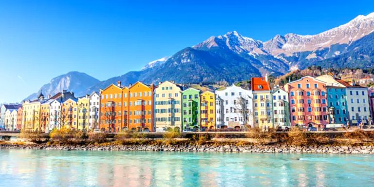Winterurlaub in Innsbruck 2 Tage im 4* Hotel inklusive Halbpension, Skipass, Sauna, WLAN & Parkplatz für 129€