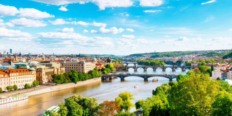 Badespaß in Prag 2 Tage im 4* Hotel inkl Frühstück & Wasserpark für 70€