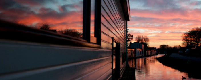 Hausboot vor Usedom 4 Tage inklusive Endreinigung und Parkplatz schon für 83€