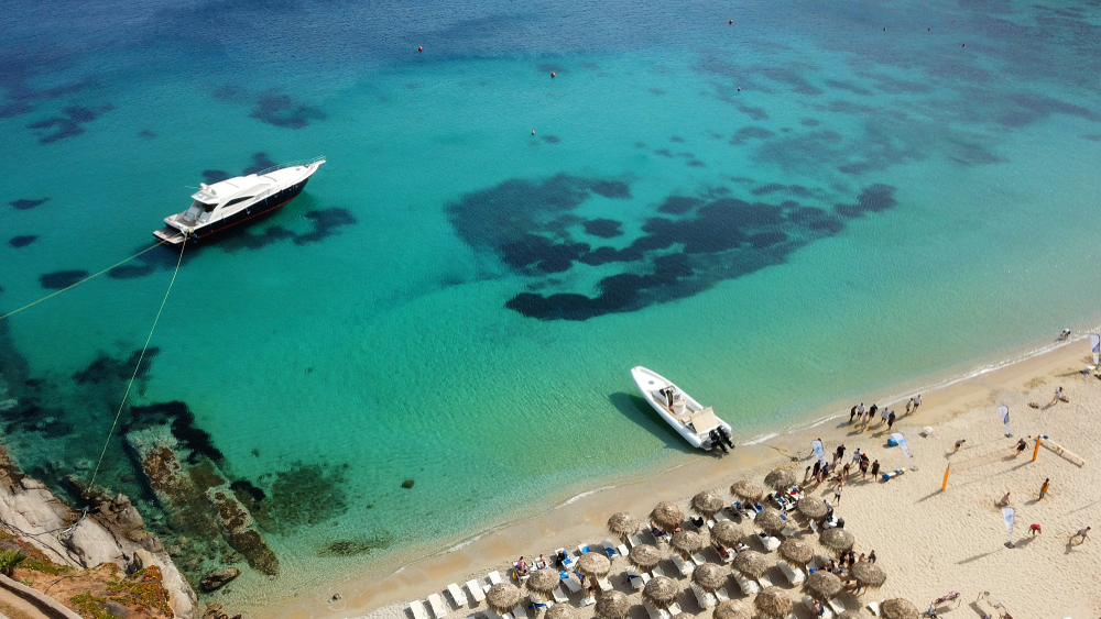 Die schönsten Strände auf Mykonos - Psarou Beach Die schönsten Strände auf Mykonos