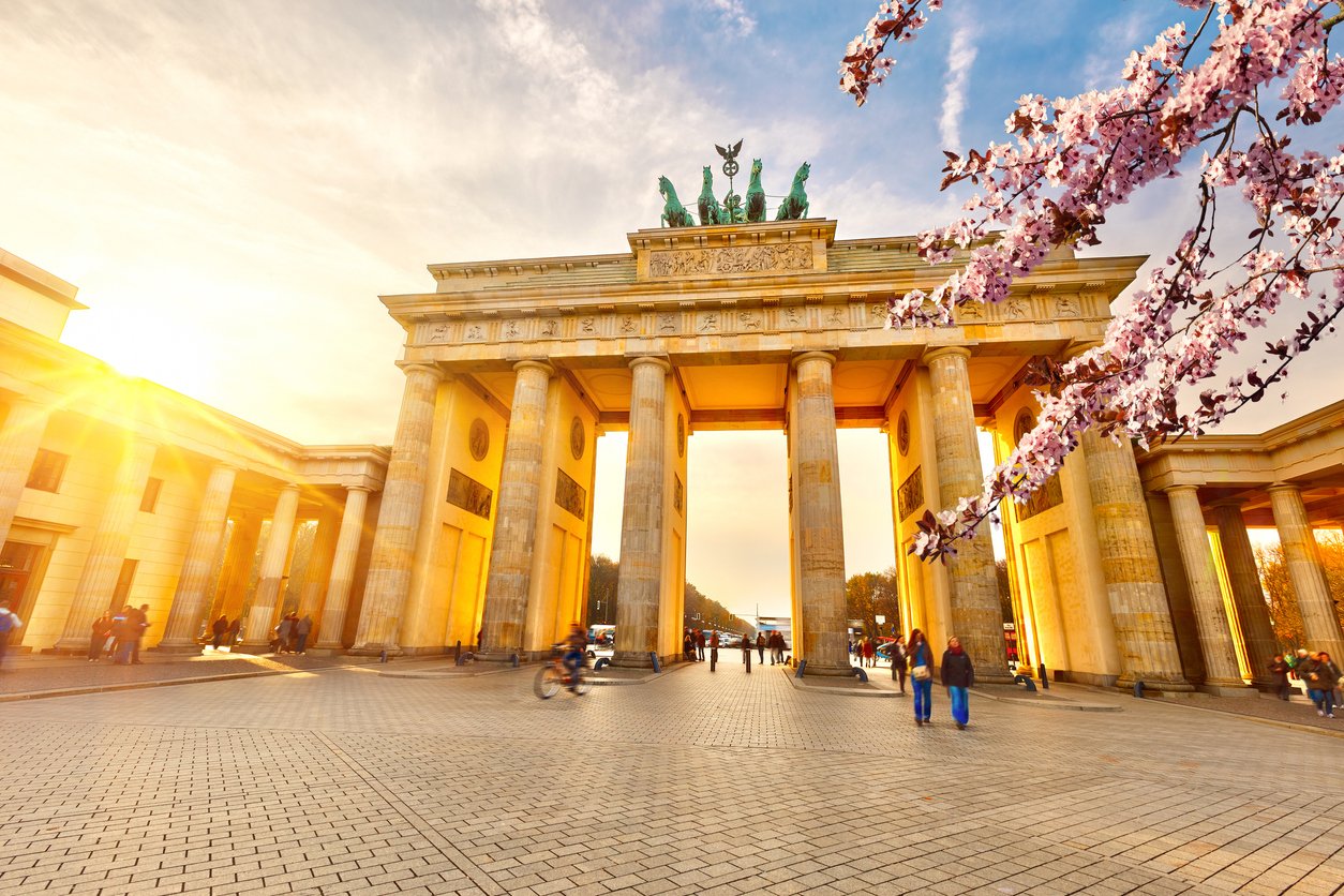 Brandenburg gate at spring