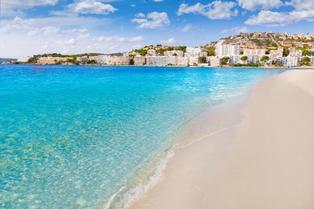 Strand in Santa Ponsa auf Mallorca