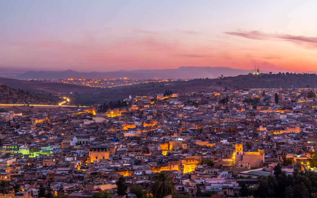 Fes bei Abenddämmerung, Marokko