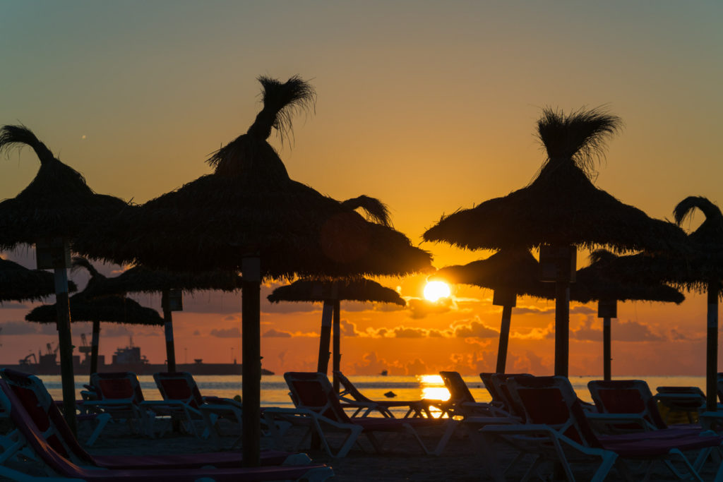 Sonnenuntergang am Strand