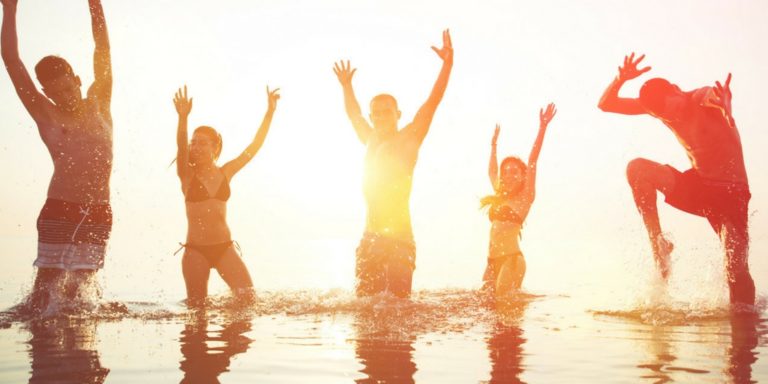 Partyurlaub auf Kreta Feiern unter Sonne und Palmen